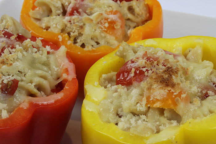 Tomato Mac 'N Cheese Stuffed Peppers